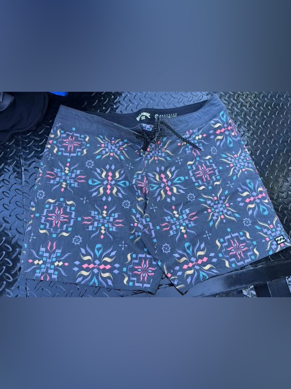 Billabong swimming trunks size 38